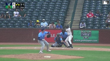 Jhonny Severino singles on a line drive to right fielder Yeremy Cabrera. Edward Florentino scores. Axiel Plaz to 2nd.