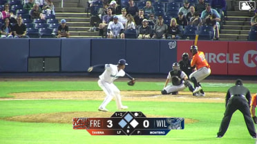 Braylin Tavera singles on a ground ball to left fielder Jack Moroknek, deflected by shortstop Ronny Cruz. Colin Tuft scores. Vance Honeycutt scores.