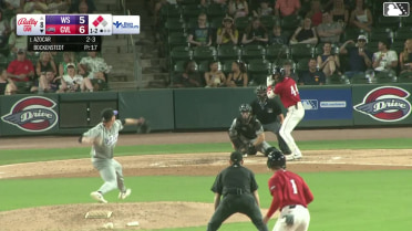 Enddy Azocar singles on a soft fly ball to right fielder James Taussig. Ronny Hernandez scores. Antonio Anderson to 3rd.