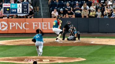 Oswaldo Cabrera homers (15) on a line drive to right field. Max Schuemann scores.