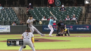 Tommy Sacco Jr. homers (2) on a line drive to right field.