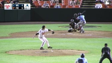 JT Quinn In play, run(s) to Ronny Cruz