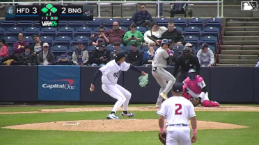 Zach Kokoska singles on a soft ground ball to third baseman Jacob Reimer. Andy Perez scores. Roc Riggio to 3rd. Cole Messina to 2nd.