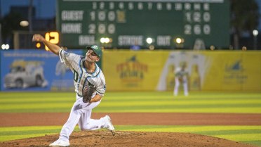 Tortugas Edged in 3-1 Pitchers' Duel