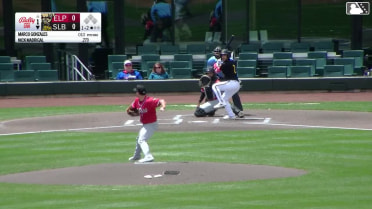 Nick Madrigal homers (1) on a fly ball to left field.
