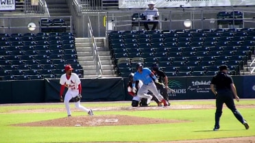 Esmil Valencia's RBI double to in Single-A debut