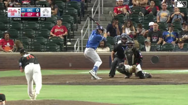 Chris Newell homers (2) on a fly ball to center field.