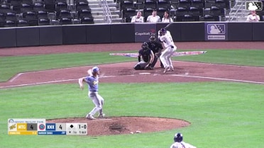Karson Simas triples (3) on a ground ball to right fielder Mac Horvath. Ed Howard scores.