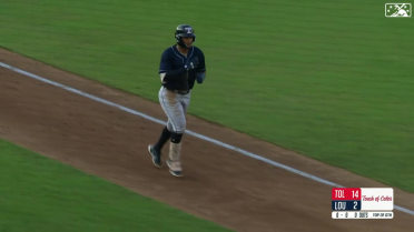 Wenceel Perez launches a solo home run to right field