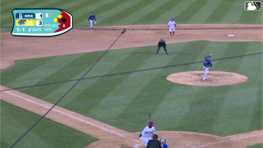 Jose Colmenares singles on a ground ball to right fielder Yohairo Cuevas. Kodey Shojinaga scores. Nick Biddison scores. Jose Colmenares to 2nd.