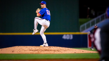 Crow Spins Gem to Help Sounds Split Twin Bill