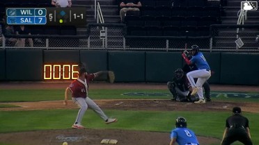 D'Angelo Ortiz singles on a line drive to center fielder Brailyn Antunez. Avinson Pinto scores. D'Angelo Ortiz out at 2nd on the throw, center fielder Brailyn Antunez to catcher Kevin Garcia to shortstop Trey Ebel.