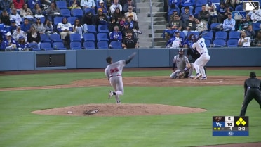 Jaron Elkins hits a grand slam (4) to left center field. AJ Soldra scores. Landyn Vidourek scores. Emil Morales scores.