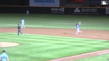 Wehiwa Aloy's solo home run (3)