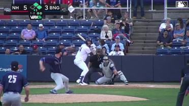 JT Schwartz singles on a line drive to right fielder Carter Cunningham. Jaylen Palmer scores. Nick Lorusso to 2nd.