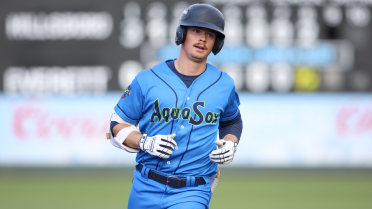 Anthony Donofrio homers (1) on a fly ball to right field.
