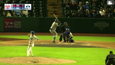 Carson Taylor singles on a sharp line drive to center fielder Zach Ehrhard. Brock Rodden scores. Brennen Davis to 2nd.