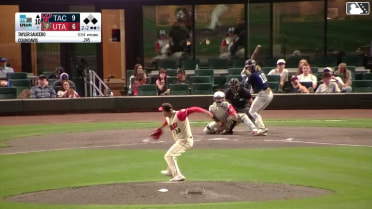 Colin Davis homers (8) on a fly ball to left center field. Jakson Reetz scores. Carson Taylor scores.
