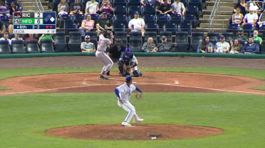 Bo Davidson homers (4) on a fly ball to center field. Aeverson Arteaga scores.