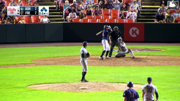 Leandro Arias out on a sacrifice fly to left fielder DJ Newman. Andrés Nolaya scores.