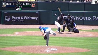 Luke Waddell homers (2) on a line drive to right field.