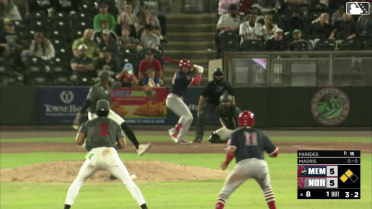 Bligh Madris doubles (5) on a line drive to right fielder Fernando Peguero. Nelson Velázquez scores. Ramon Mendoza scores.