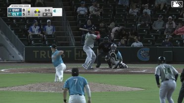 Rowdy Tellez doubles (7) on a line drive to center fielder T.J. McCants. Nacho Alvarez Jr. scores.