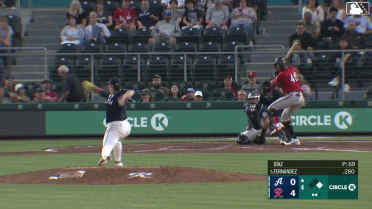 Jose Fernandez homers (7) on a fly ball to left center field. LuJames Groover scores.