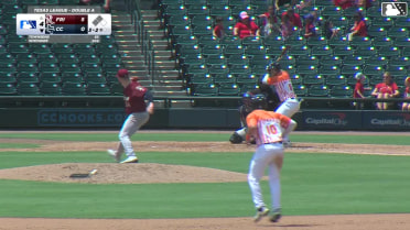 Tyler Whitaker doubles (1) on a line drive to center fielder Orlando Martinez. Joseph Sullivan scores. Garret Guillemette scores.