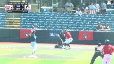 Luis Guanipa out on a sacrifice fly to left fielder Carter Garate. Colby Jones scores.