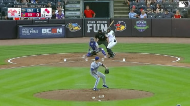 Vince Velasquez In play, out(s) to Corey Julks