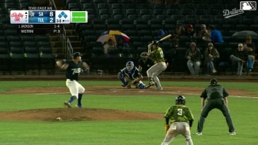 Ryan Jackson walks. Kai Roberts scores. Francisco Acuna to 3rd. Kai Murphy to 2nd.