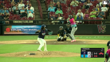 Victor Rodrigues singles on a ground ball to right fielder Luis Castillo. Jose Izarra scores. Charles Davalan scores. Emil Morales to 3rd.