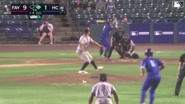 Cannon Peebles doubles (13) on a fly ball to left fielder Kevin Alvarez. Juneiker Caceres scores. Luis De La Cruz scores.