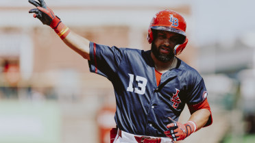 Bats Bid Farewell In Home Finale With 6-4 Victory