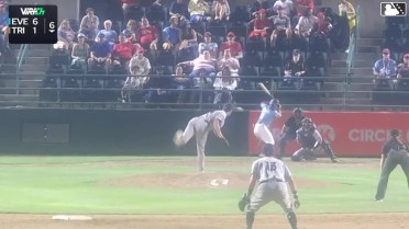 Kevyn Castillo homers (1) on a fly ball to right center field. Kendrey Maduro scores.