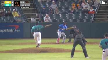 Jean Henriquez In play, run(s) to Cameron Barstad