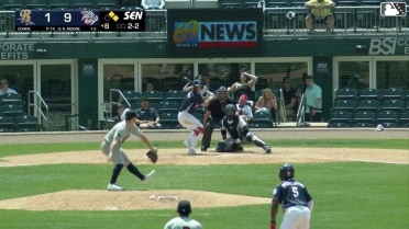 Robert Moore triples (1) on a line drive to right fielder Yanquiel Fernández. Liover Peguero scores. Caleb Ricketts scores.