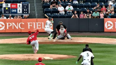 Chandler Champlain In play, run(s) to Oswaldo Cabrera