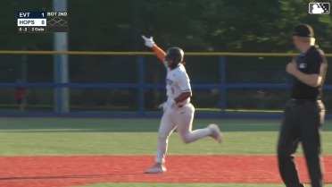 Christian Cerda's solo home run