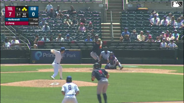 Jace Jung doubles (11) on a sharp line drive to center fielder Justin Dean. Hao-Yu Lee scores. Trei Cruz scores. Eduardo Valencia to 3rd.