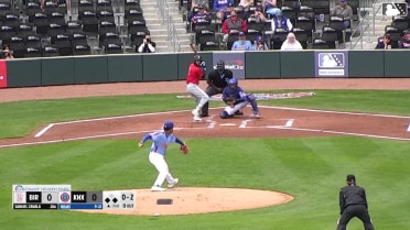 Samuel Zavala singles on a ground ball to left fielder Jordan Nwogu. Ryan Galanie scores. Jeral Perez to 2nd.