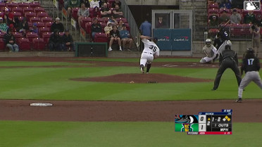 Esmil Valencia homers (1) on a fly ball to left field. Emilio Barreras scores. Carlos Sanchez scores.