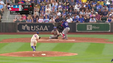 David Bañuelos reaches on a throwing error by shortstop Greg Jones. Gabriel Gonzalez scores. David Bañuelos out at 2nd, first baseman BJ Murray to second baseman Owen Miller.