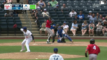 Caleb Roberts homers (3) on a fly ball to right field. Quinn McDaniel scores.