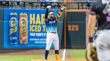 Matthews' Grand Slam Helps Sugar Land Split Doubleheader With Express