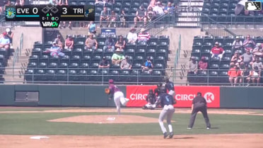 Josh Caron singles on a fly ball to right fielder Randy De Jesus. Felnin Celesten scores.