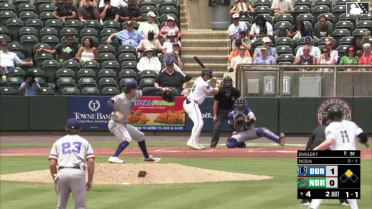 Ryan Noda homers (6) on a fly ball to right field. Heston Kjerstad scores.