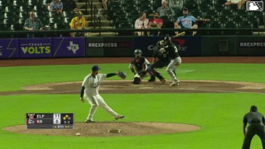 Ryan Brasier In play, run(s) to Rodolfo Durán