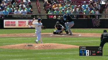 Erick Torres singles on a ground ball to center fielder Braylon Payne. Jose Cerice scores.